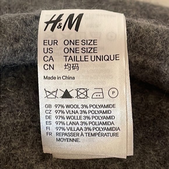 H & M One Size Beret Gray 97% Wool 3% Polyamide French Emily in Paris Hat Cap - Picture 5 of 8